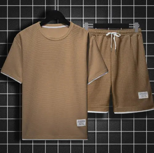 Vibes – Completo Estivo Uomo 2025 in stile urban sport All You Need