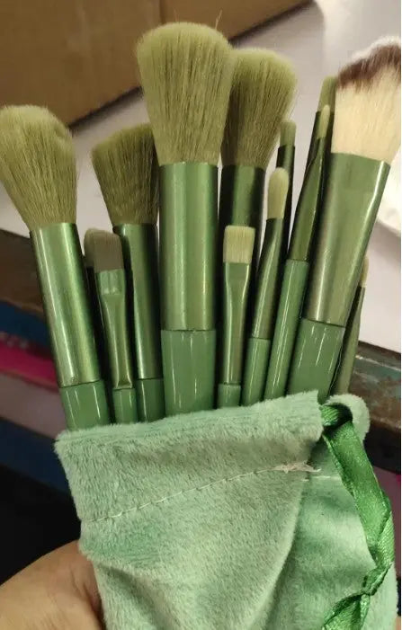 13Pcs Makeup Brush Set Make Up Concealer Brush Blush Powder Brush Eye Shadow Highlighter Foundation Brush Cosmetic Beauty Tools All You Need