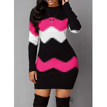 "Abito in maglia a maniche lunghe con motivo a zig-zag bianco, grigio e nero" 👗 All You Need