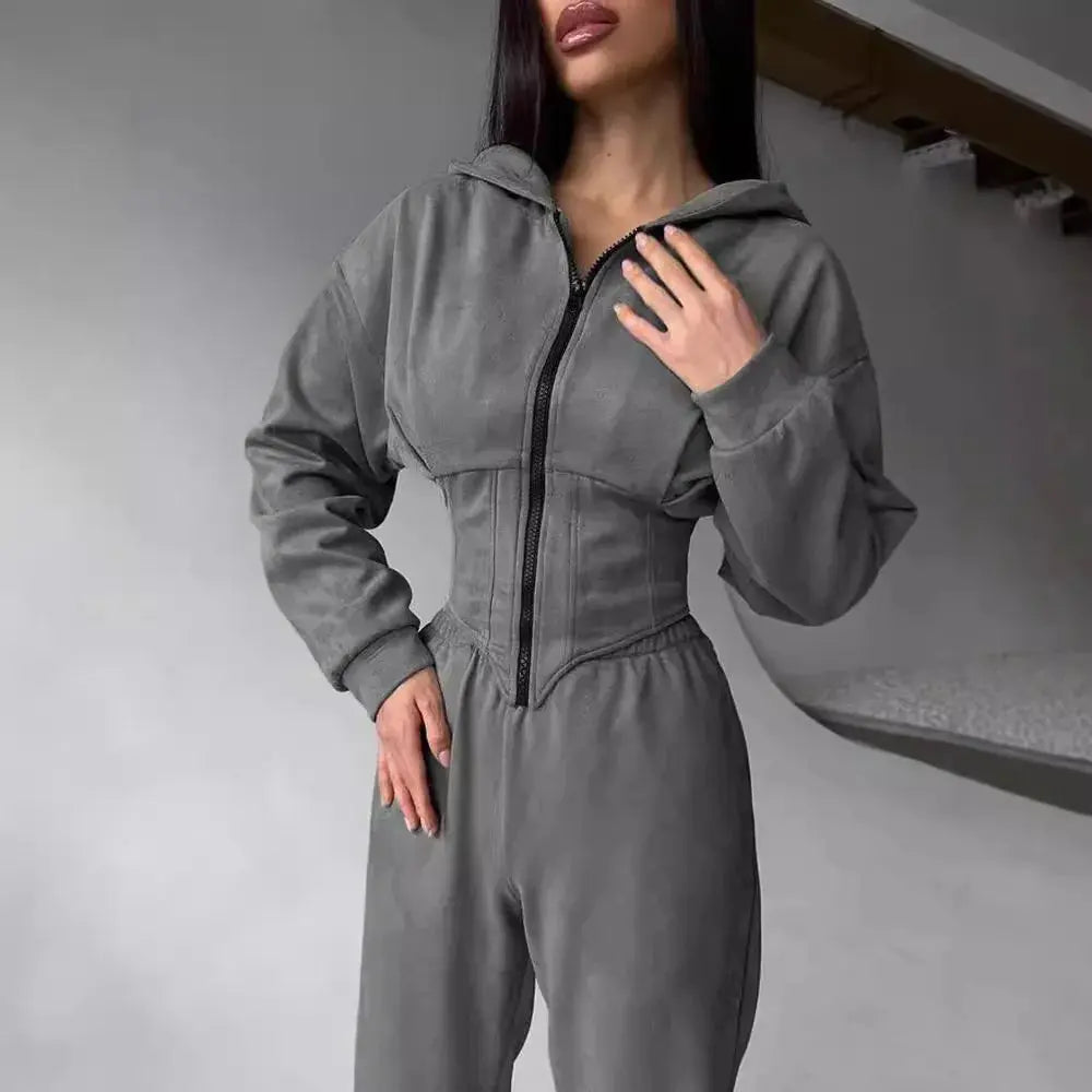 "Completo sportivo donna verde oliva con zip e vita aderente" All You Need