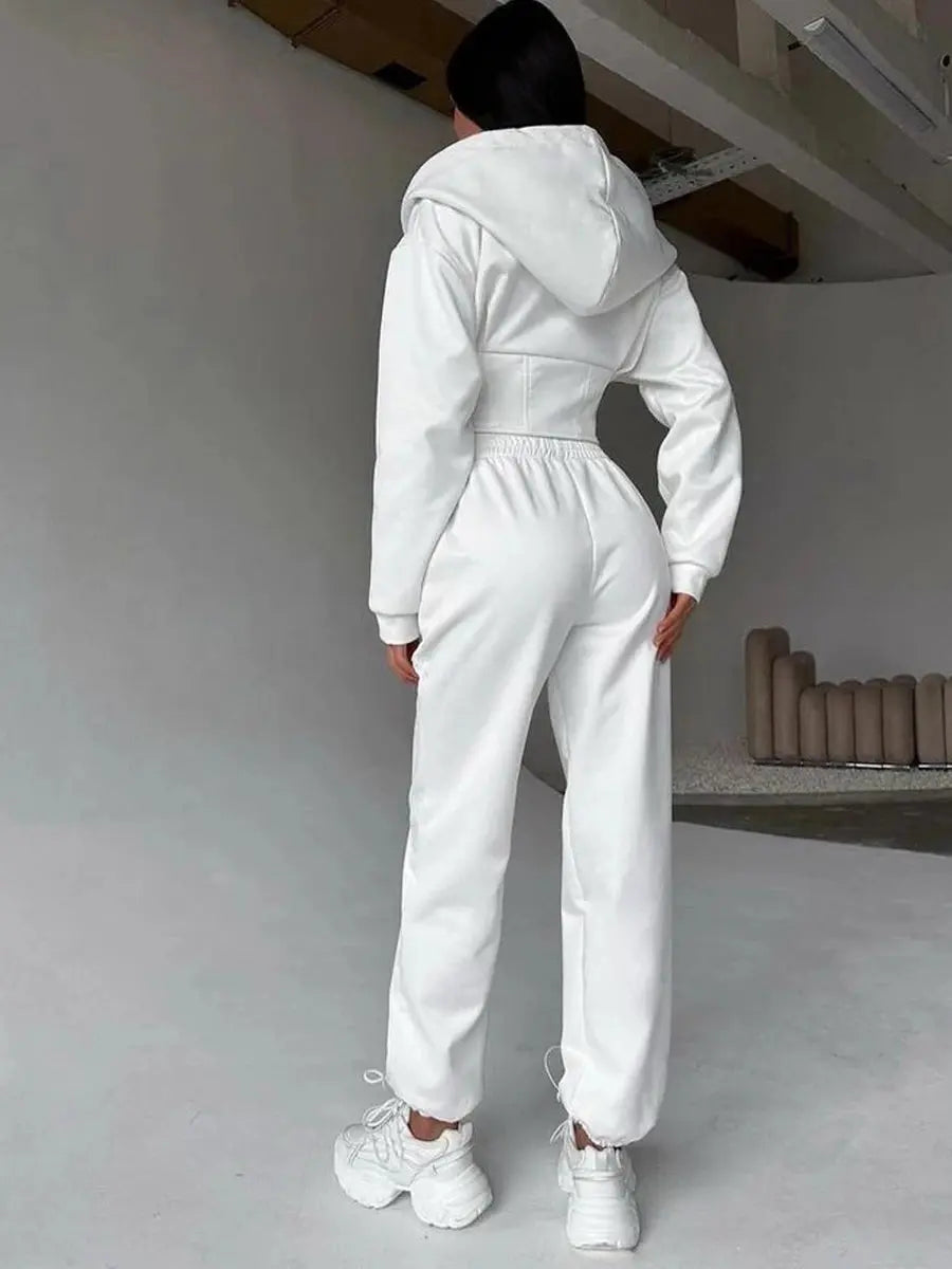 "Completo sportivo donna verde oliva con zip e vita aderente" All You Need