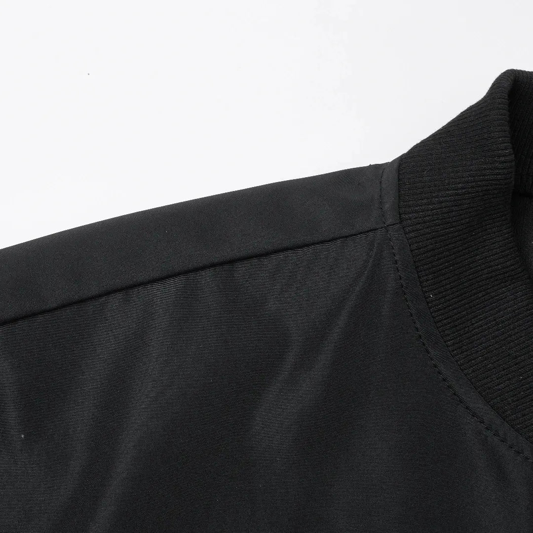 "Giacca nera leggera stile bomber minimal" All You Need